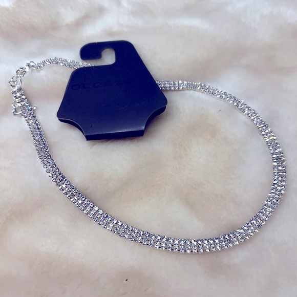 You re Invited Silver Tone Crystal Filigree Necklace NWT - Picture 4 of 5